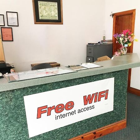 Village Motel Ellenville Εξωτερικό φωτογραφία