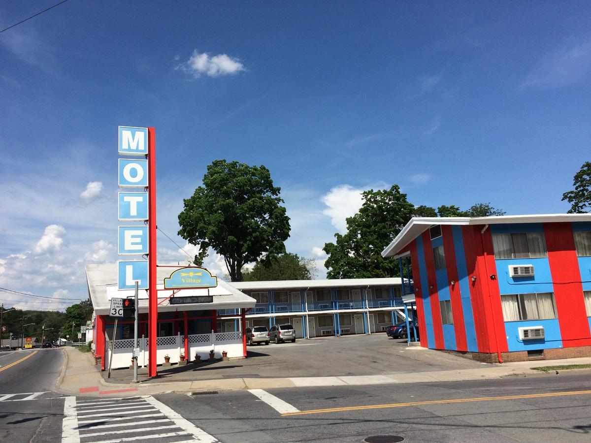 Village Motel Ellenville Εξωτερικό φωτογραφία